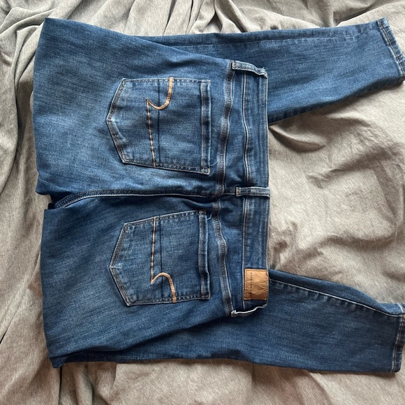 LOT OF THREE AMERICAN EAGLY SKINNY JEANS - Picture 4 of 5